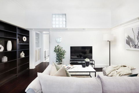 Woollahra Contemporary - Northern Rivers Accommodation 2