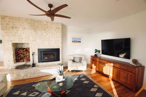 Wrights Bay House - Northern Rivers Accommodation 1