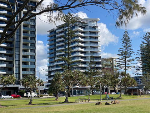 X Kirra Apartments - Northern Rivers Accommodation 3