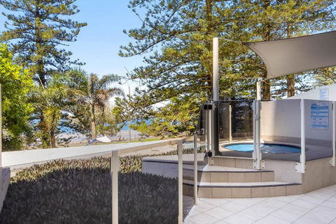 ZANZ205- Exclusive Outdoor Spa With Ocean Glimpses - Northern Rivers Accommodation 1