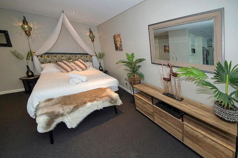 ZANZIBAR FANTASTIC 1 Bedroom APARTMENT - Northern Rivers Accommodation 0