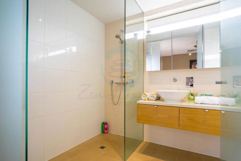 ZEN PARADISE - 2-BR Waterfront Ocean View Retreat - Northern Rivers Accommodation 2