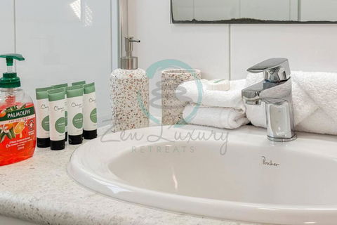 ZEN Nightcliff Foreshore 2-BR Cozy & Quiet Getaway - Northern Rivers Accommodation 1