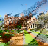 Perth Scavenger Hunt Perched On A Swan - Northern Rivers Accommodation