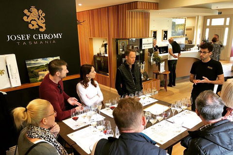 Tamar Valley Wine And Gin Tour With Lunch - Northern Rivers Accommodation 0