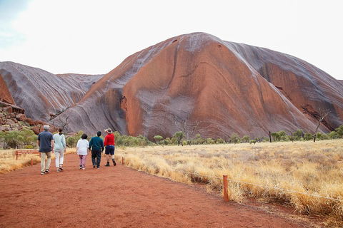 Ayers Rock Combo: Uluru Base And Sunset Plus Uluru Sunrise And Kata Tjuta With An Optional BBQ Dinner Or Kings Canyon Day Trip - Northern Rivers Accommodation 3
