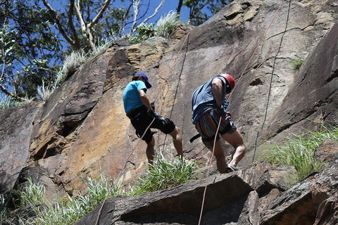 Abseiling The Kangaroo Point Cliffs In Brisbane - Northern Rivers Accommodation 4