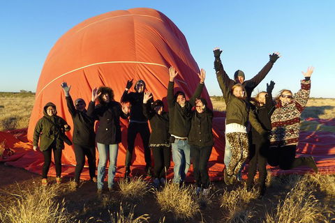 Early Morning Ballooning In Alice Springs - Northern Rivers Accommodation 5