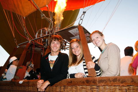 Hot Air Ballooning Tour From Cairns - Northern Rivers Accommodation 2