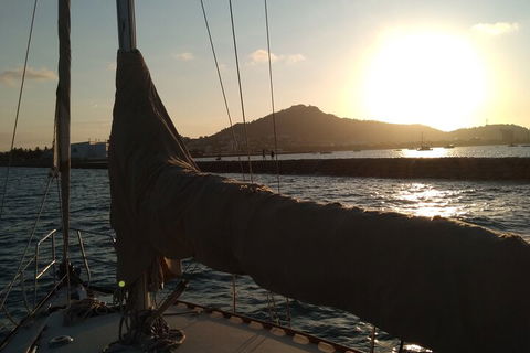 Townsville Small Group Sunset Sail Sailing Cruise Boat Tour Charter Hire - Northern Rivers Accommodation 2