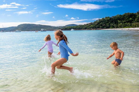Whitehaven Beach And Daydream Island Cruise - Northern Rivers Accommodation 3