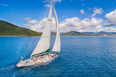 2-Night Whitsundays Sailing Cruise Incl. Whitehaven Beach & Great Barrier Reef - Northern Rivers Accommodation 3