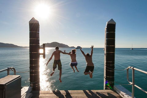 Fitzroy Island Catamaran Transfers From Cairns - Northern Rivers Accommodation 0