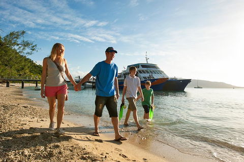 Fitzroy Island Catamaran Transfers From Cairns - Northern Rivers Accommodation 3