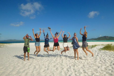 2-Day Whitsundays Sailing Adventure: Summertime - Northern Rivers Accommodation 2