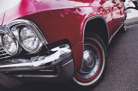 CHEVY CONVERTIBLE Package For 2 People- Wine Lunch Cheese & Chocolate From Melb. - Northern Rivers Accommodation 2