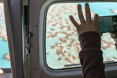 Scenic Flight - Great Barrier Reef, Heart Reef, Whitehaven Beach & Hill Inlet! - Northern Rivers Accommodation 2