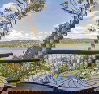 Sunshine Coast Private Scenic Guided Tour Inc. 2-Course Gourmet Lunch - Northern Rivers Accommodation
