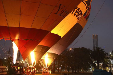Melbourne Sunrise Balloon Flight & Champagne Breakfast - Northern Rivers Accommodation 2