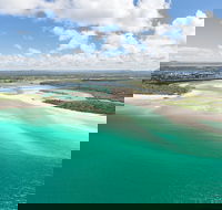 Deluxe Seaplane Tour Noosa to Glasshouse Adventure for 2 with Photobook - Northern Rivers Accommodation