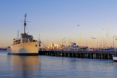 Melbourne City And Williamstown Ferry Cruise - Northern Rivers Accommodation 4
